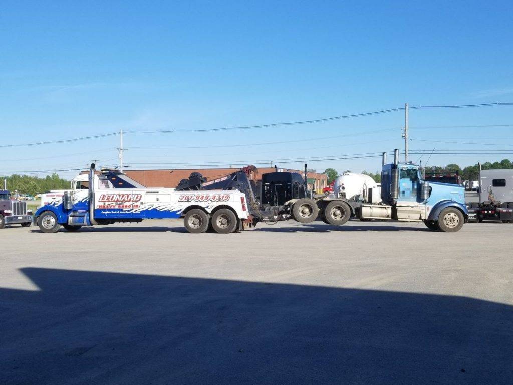 Leonard Automotive Llc & Heavy Duty Towing (216)